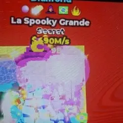 La spooky Grande 490m s RARE trait (Секретный персонаж) — Roblox, лот №234016